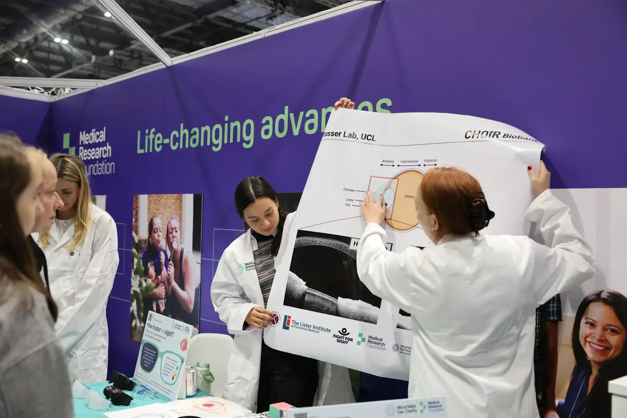 Dr Lizzy Rosser and UCL colleagues share their research at New Scientist Live
